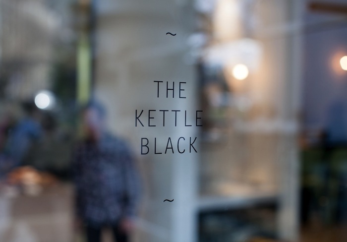 CTM_01_THE KETTLE BLACK